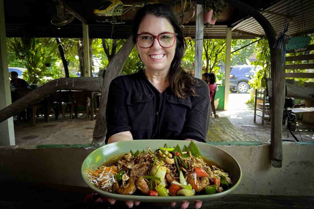 Ayngelina holding plate of Ayutthaya river prawns