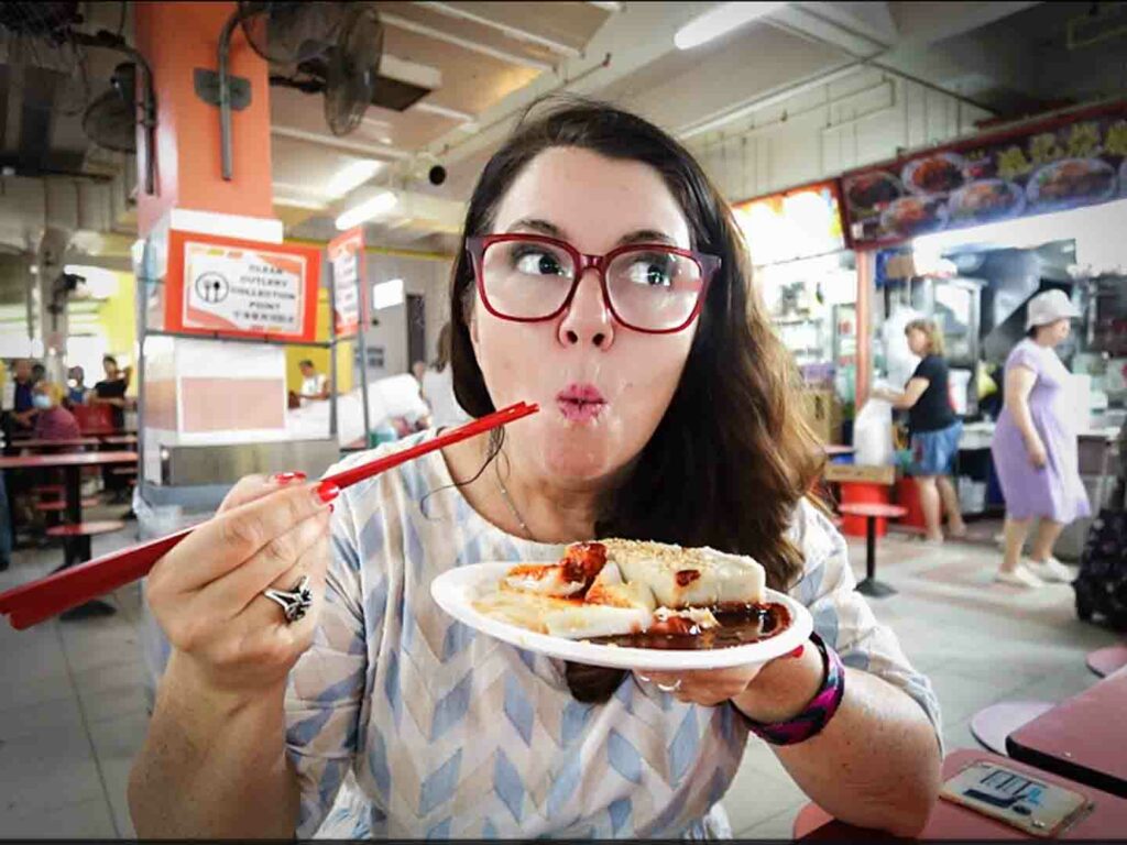 Ayngelina Eating Chee Cheong Fun