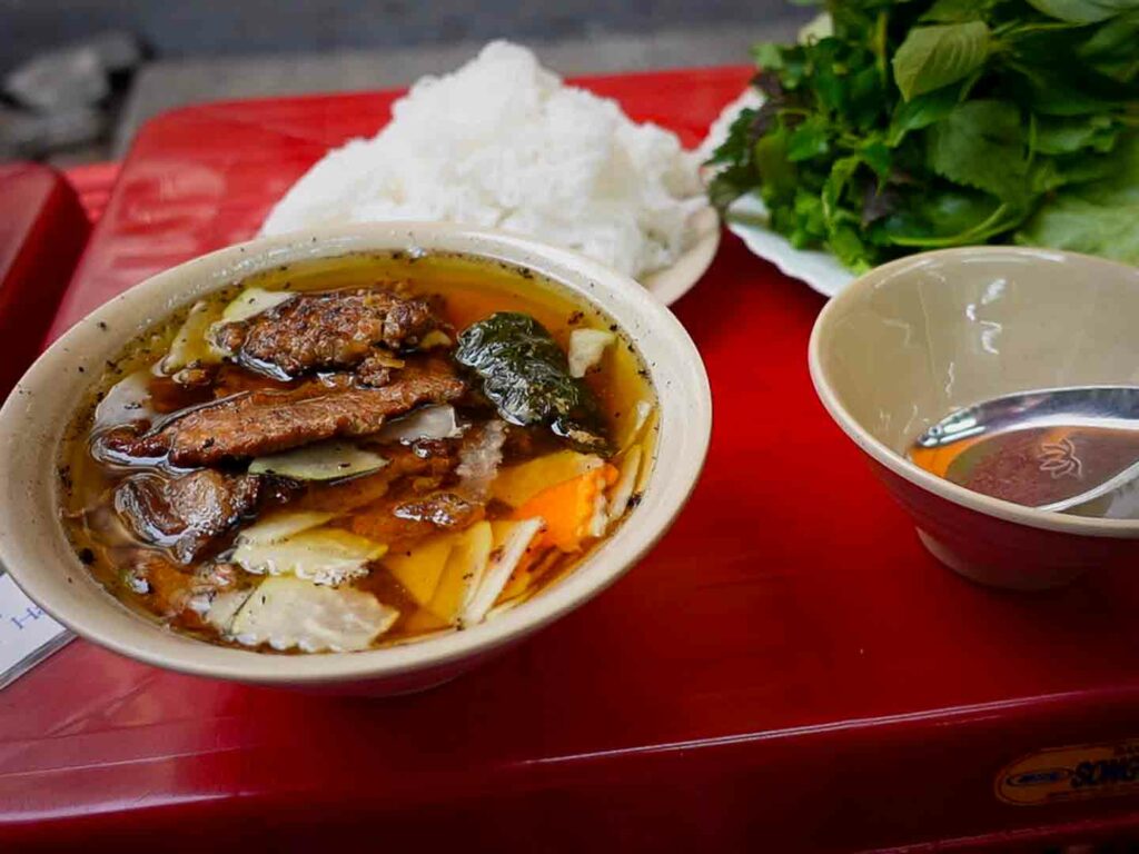 Hanoi food bun cha