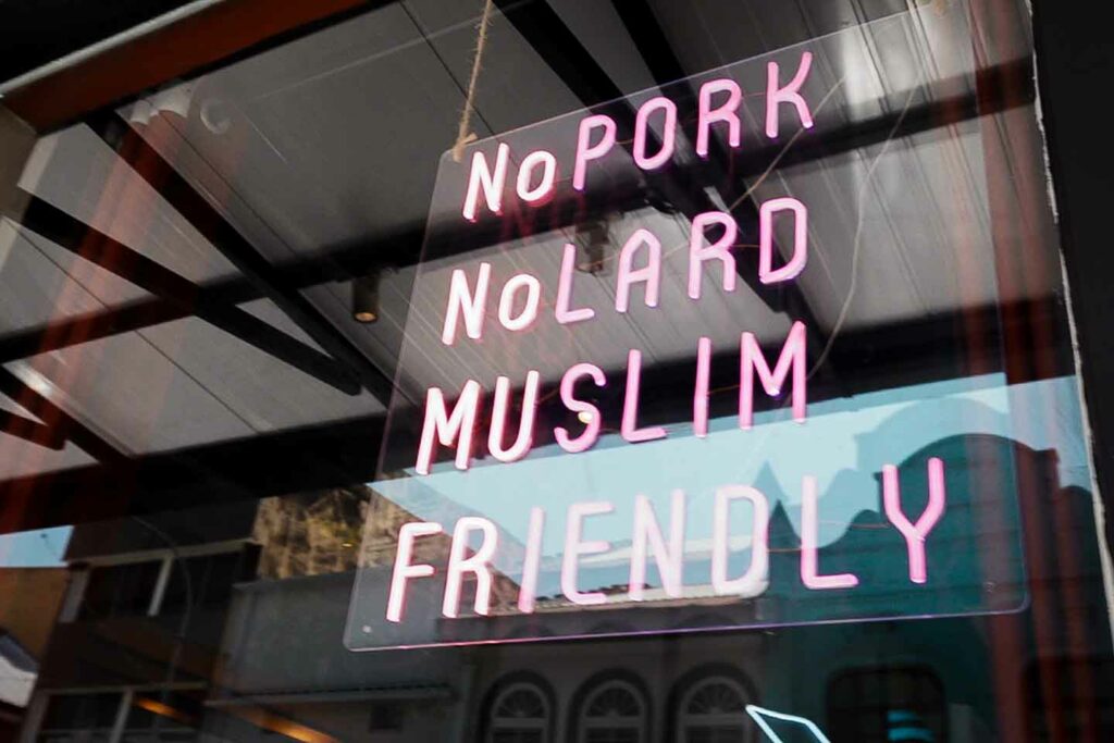 Ipoh Muslim Friendly sign no pork no lard