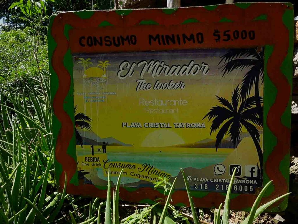 playa cristal mirador sign Santa Marta Colombia